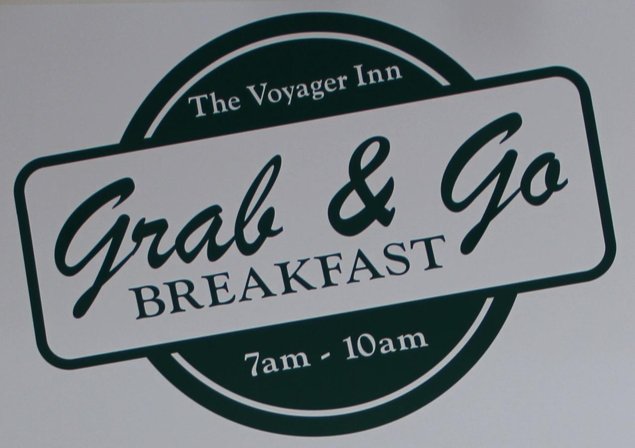 Voyager Inn Saint Ignace Exterior foto